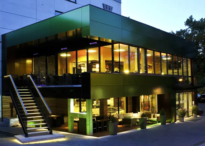 Resort: Hotel Central